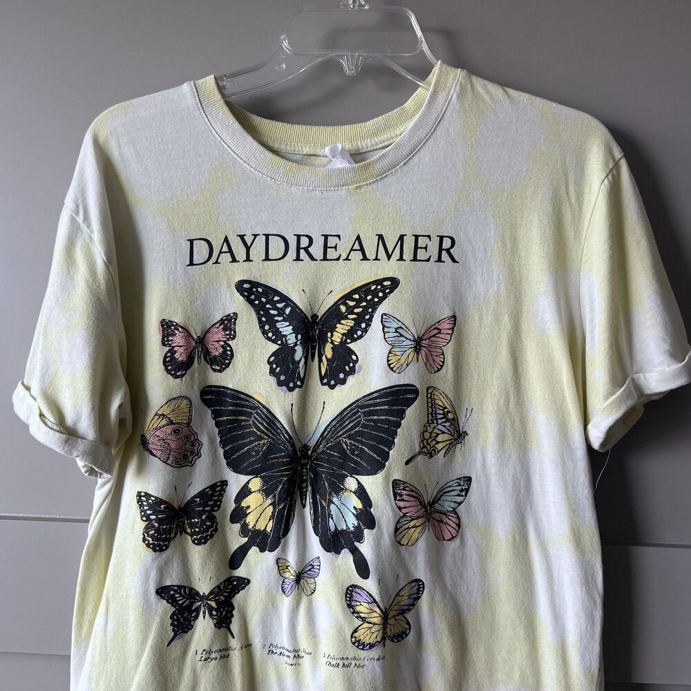 No Boundaries Daydreamer Butterfly Shirt Womens Large Yellow Tie Dye Graphic - Picture 3 of 10
